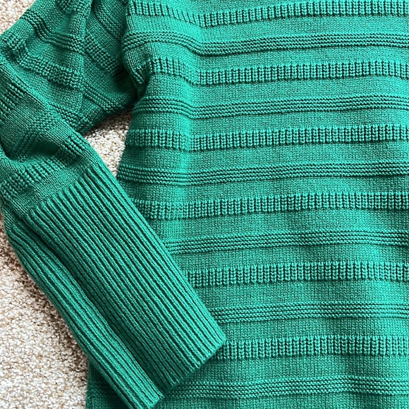 LOFT Emerald Green Sweater - Picture 3 of 3